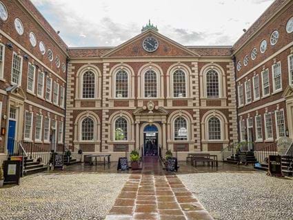 Bluecoat: Liverpool One Neighbourhood, Liverpool | Serviced Apartments, Cove